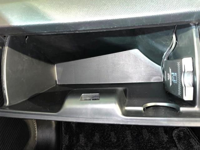 フリードスパイクハイブリッド ジャストセレクション 両側電動ドア SDナビ バックカメラ 禁煙車 ハーフレザーシート ドラレコ スマートキー HIDヘッド ETC クルコン オートエアコン 純正15インチアルミ 地デジ 横滑り防止装置(38枚目)