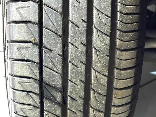 フリードスパイクハイブリッド ジャストセレクション 両側電動ドア SDナビ バックカメラ 禁煙車 ハーフレザーシート ドラレコ スマートキー HIDヘッド ETC クルコン オートエアコン 純正15インチアルミ 地デジ 横滑り防止装置(54枚目)