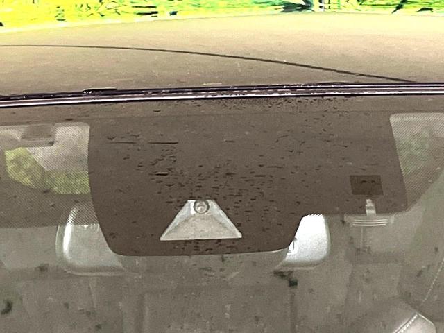 RAV4 ハイブリッドG 4WD 純正9型ナビ バックカメラ 衝突軽減 寒冷地仕様 ステアリングヒーター シートヒーター ドラレコ LEDヘッド フロントフォグ オートハイビーム オートライト オートエアコン HDMI接続(3枚目)