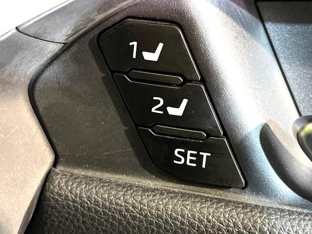 RAV4 ハイブリッドG 4WD 純正9型ナビ バックカメラ 衝突軽減 寒冷地仕様 ステアリングヒーター シートヒーター ドラレコ LEDヘッド フロントフォグ オートハイビーム オートライト オートエアコン HDMI接続(35枚目)