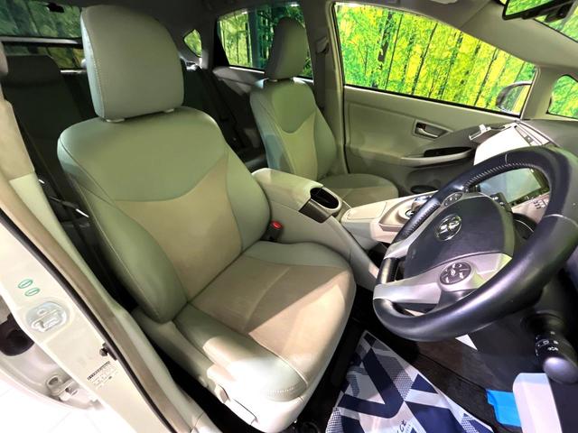 プリウス Ｇツーリングセレクション　ＢＩＧ－Ｘ９インチナビ　バックカメラ　ドライブレコーダー　ＥＴＣ　Ｂｌｕｅｔｏｏｔｈ　ＬＥＤヘッドライト　クルーズコントロール　ハーフレザーシート　１７インチ純正アルミホイール　スマートキー（8枚目）