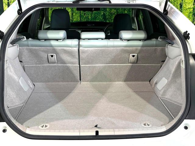 プリウス Ｇツーリングセレクション　ＢＩＧ－Ｘ９インチナビ　バックカメラ　ドライブレコーダー　ＥＴＣ　Ｂｌｕｅｔｏｏｔｈ　ＬＥＤヘッドライト　クルーズコントロール　ハーフレザーシート　１７インチ純正アルミホイール　スマートキー（10枚目）