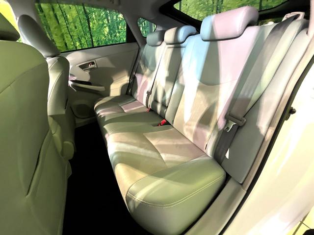 プリウス Ｇツーリングセレクション　ＢＩＧ－Ｘ９インチナビ　バックカメラ　ドライブレコーダー　ＥＴＣ　Ｂｌｕｅｔｏｏｔｈ　ＬＥＤヘッドライト　クルーズコントロール　ハーフレザーシート　１７インチ純正アルミホイール　スマートキー（31枚目）