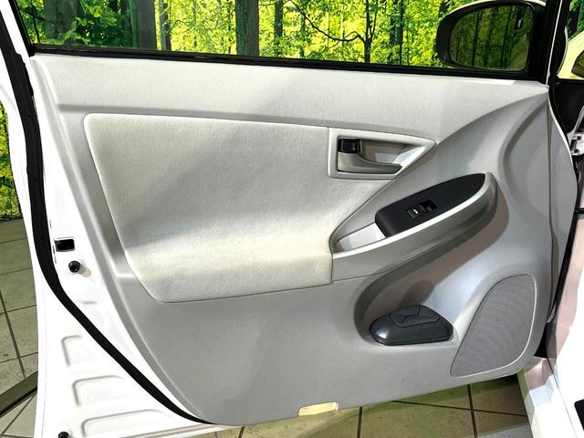 プリウス Ｇツーリングセレクション　ＢＩＧ－Ｘ９インチナビ　バックカメラ　ドライブレコーダー　ＥＴＣ　Ｂｌｕｅｔｏｏｔｈ　ＬＥＤヘッドライト　クルーズコントロール　ハーフレザーシート　１７インチ純正アルミホイール　スマートキー（33枚目）