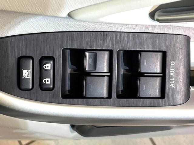 プリウス Ｇツーリングセレクション　ＢＩＧ－Ｘ９インチナビ　バックカメラ　ドライブレコーダー　ＥＴＣ　Ｂｌｕｅｔｏｏｔｈ　ＬＥＤヘッドライト　クルーズコントロール　ハーフレザーシート　１７インチ純正アルミホイール　スマートキー（42枚目）