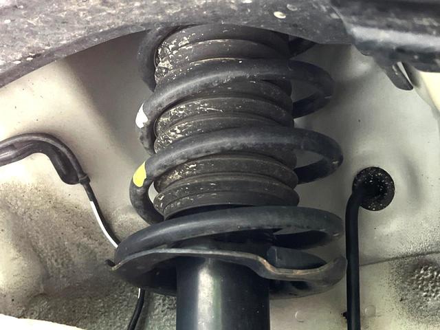 ムーヴキャンバス ストライプスG 4WD 純正ディスプレイオーディオ 両側電動スライド シートヒーター LEDヘッド Bluetooth接続 バックカメラ オートエアコン 置き型充電 スマートキー オートライト アイドリングストップ(23枚目)