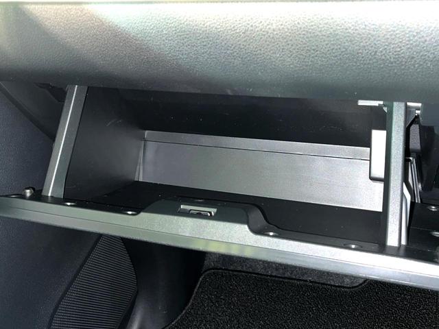 ムーヴキャンバス ストライプスG 4WD 純正ディスプレイオーディオ 両側電動スライド シートヒーター LEDヘッド Bluetooth接続 バックカメラ オートエアコン 置き型充電 スマートキー オートライト アイドリングストップ(25枚目)