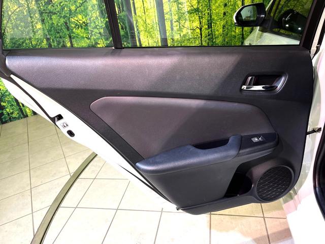 プリウス Sセーフティプラス 衝突軽減 純正ナビ LEDヘッドライト バックカメラ ドラレコ Bluetooth接続 CD/DVD再生 オートエアコン スマートキー オートライト 電動格納ミラー 盗難防止装置(47枚目)