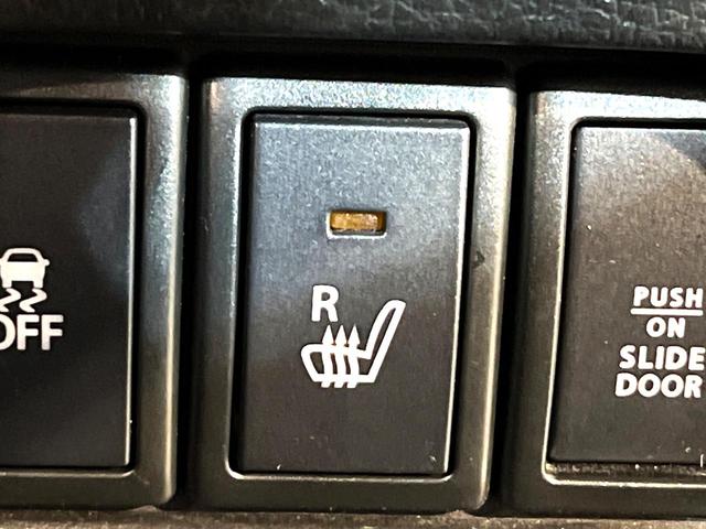 スペーシアカスタムＺ ベースグレード　４ＷＤ　衝突軽減　両側電動スライド　ナビ　シートヒーター　バックカメラ　Ｂｌｕｅｔｏｏｔｈ接続　ＥＴＣ　オーテオアコン　スマートキー　盗難防止装置　アイドリングストップ　電動格納ミラー　横滑り防止装置（32枚目）