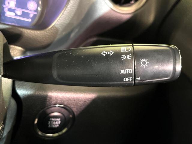 スペーシアカスタムＺ ベースグレード　４ＷＤ　衝突軽減　両側電動スライド　ナビ　シートヒーター　バックカメラ　Ｂｌｕｅｔｏｏｔｈ接続　ＥＴＣ　オーテオアコン　スマートキー　盗難防止装置　アイドリングストップ　電動格納ミラー　横滑り防止装置（41枚目）