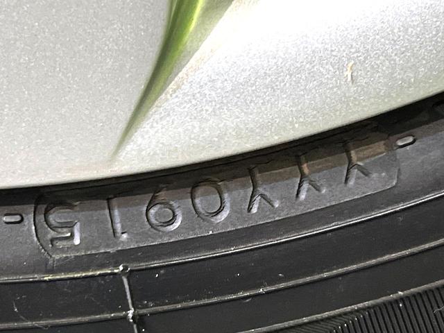 デミオ 13S 4WD 衝突軽減 マツダコネクトナビ バックカメラ Bluetooth接続 CD/DVD再生 USB入力端子 オートエアコン オートライト スマートキー アイドリングストップ 盗難防止装置(52枚目)