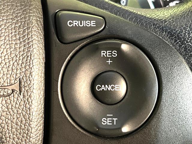 フィットハイブリッド Sパッケージ 4WD 衝突軽減 ナビ バックカメラ LEDヘッド ETC クルコン オートライト オートエアコン Bluetooth接続 CD/DVD再生 フルセグ 禁煙車 ドラレコ スマートキー(35枚目)