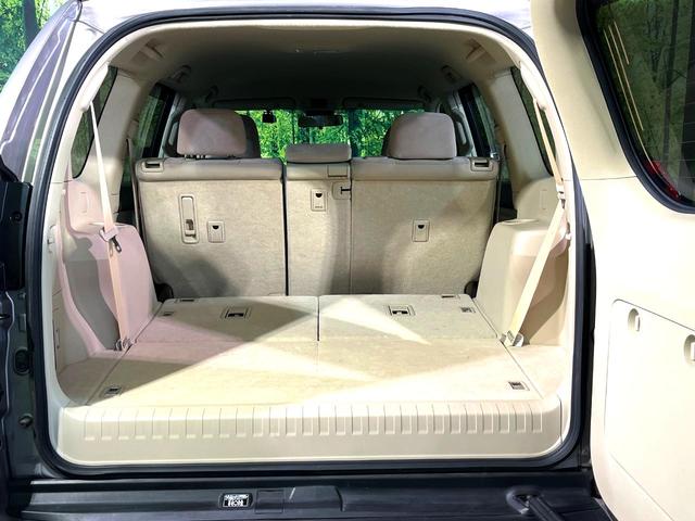 ランドクルーザープラド TX 4WD 7人乗り 衝突軽減 LEDヘッド レーダークルーズ ETC ドラレコ Bluetooth接続 CD/DVD再生 ヘッドライトウォッシャー デュアルオートエアコン スマートキー 盗難防止装置(11枚目)