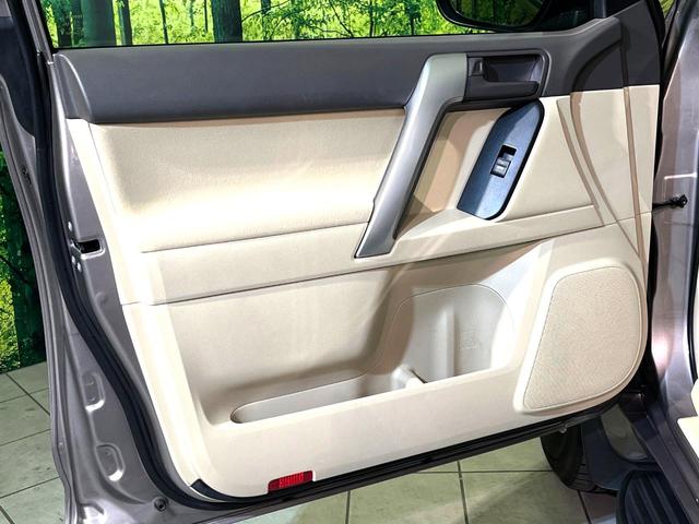 ランドクルーザープラド TX 4WD 7人乗り 衝突軽減 LEDヘッド レーダークルーズ ETC ドラレコ Bluetooth接続 CD/DVD再生 ヘッドライトウォッシャー デュアルオートエアコン スマートキー 盗難防止装置(50枚目)