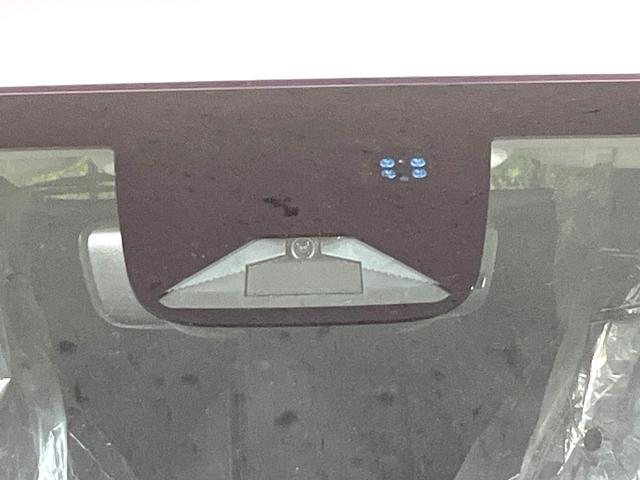 ヴェゼル e:HEV Z 登録済未使用車 純正ナビ 全周囲カメラ ホンダセンシング レーダークルーズ ハーフレザーシート コーナーセンサー スマートキー LEDヘッド ETC2.0 車線逸脱警報 オートライト デュアルエアコン(5枚目)