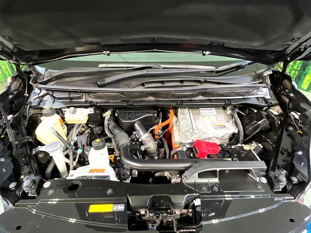 セレナ e-パワー ハイウェイスターV 両側電動ドア 純正SDナビ 全周囲カメラ 衝突被害軽減システム レーダークルーズ 禁煙車 レザーシート ドラレコ コーナーセンサー スマートキー LEDヘッド ビルトインETC 車線逸脱警報(18枚目)