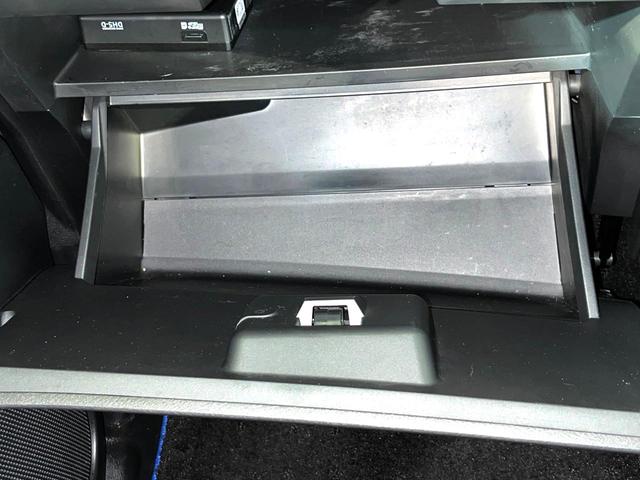 セレナ e-パワー ハイウェイスターV 両側電動ドア 純正SDナビ 全周囲カメラ 衝突被害軽減システム レーダークルーズ 禁煙車 レザーシート ドラレコ コーナーセンサー スマートキー LEDヘッド ビルトインETC 車線逸脱警報(35枚目)