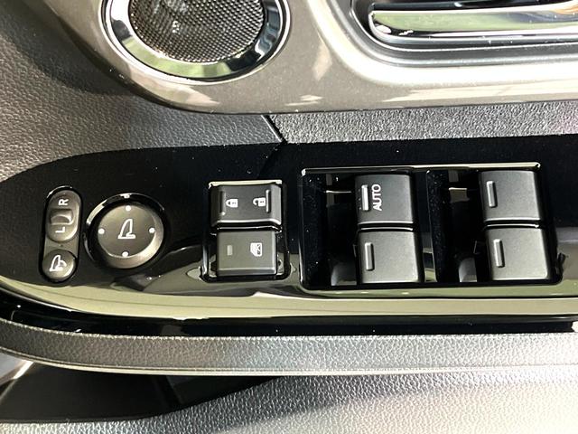 N-BOXカスタム Lターボ スタイル+ブラック ターボ 両側電動ドア 純正SDナビ バックカメラ 衝突被害軽減システム レーダークルーズ 禁煙車 コーナーセンサー スマートキー LEDヘッド ビルトインETC 車線逸脱警報 オートライト(23枚目)