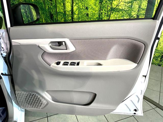 ムーヴ L オーディオ CD再生 FM/AMラジオ USB入力端子 エアコン リモコンキー 盗難防止装置 電動格納ミラー 横滑り防止装置 ヘッドライトレベライサー プライバシーガラス(38枚目)