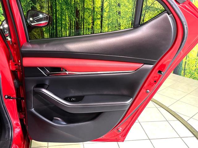 MAZDA3ファストバック 20Sプロアクティブ ツーリングセレクション メーカー8.8型ナビ 全周囲カメラ 衝突軽減 赤革シート ステアリングヒーター シートヒーター ドラレコ Bluetooth ETC LEDヘッド オートハイビーム オートライト オートエアコン(33枚目)