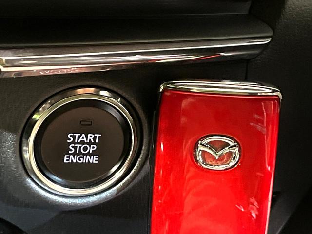 MAZDA3ファストバック 20Sプロアクティブ ツーリングセレクション メーカー8.8型ナビ 全周囲カメラ 衝突軽減 赤革シート ステアリングヒーター シートヒーター ドラレコ Bluetooth ETC LEDヘッド オートハイビーム オートライト オートエアコン(41枚目)