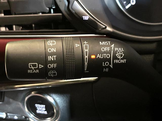 MAZDA3ファストバック 20Sプロアクティブ ツーリングセレクション メーカー8.8型ナビ 全周囲カメラ 衝突軽減 赤革シート ステアリングヒーター シートヒーター ドラレコ Bluetooth ETC LEDヘッド オートハイビーム オートライト オートエアコン(50枚目)