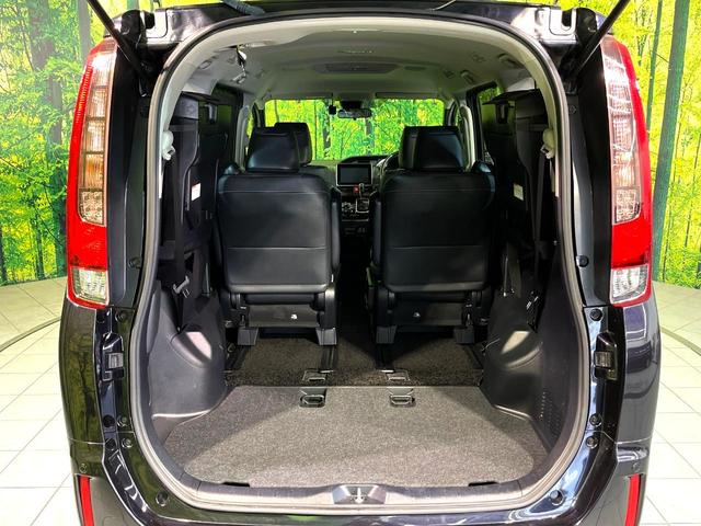 エスクァイア Ｇｉ　純正９型ナビ　バックカメラ　衝突軽減　両側電動スライド　シートヒーター　クルコン　Ｂｌｕｅｔｏｏｔｈ　ＥＴＣ　ＬＥＤヘッド　フロントフォグ　オートハイビーム　オートライト　デュアルオートエアコン（11枚目）