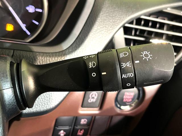 エスクァイア Ｇｉ　純正９型ナビ　バックカメラ　衝突軽減　両側電動スライド　シートヒーター　クルコン　Ｂｌｕｅｔｏｏｔｈ　ＥＴＣ　ＬＥＤヘッド　フロントフォグ　オートハイビーム　オートライト　デュアルオートエアコン（43枚目）