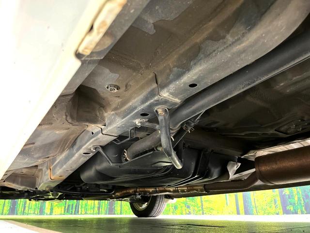 N-BOX G・ターボパッケージ ターボ 純正ナビ バックカメラ 両側電動スライド クルコン ETC HIDヘッド オートライト オートエアコン スマートキー プッシュスタート 革巻きステアリング パドルシフト アイドリングストップ(22枚目)