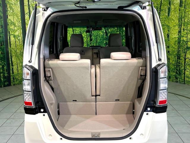 N-BOX G・ターボパッケージ ターボ 純正ナビ バックカメラ 両側電動スライド クルコン ETC HIDヘッド オートライト オートエアコン スマートキー プッシュスタート 革巻きステアリング パドルシフト アイドリングストップ(27枚目)