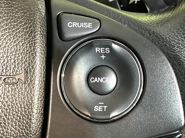 ヴェゼル ハイブリッドX 4WD 純正ナビ バックカメラ 衝突軽減 シートヒーター クルコン フルセグ ドラレコ Bluetooth LEDヘッド フロントフォグ オートライト オートエアコン スマートキー 電動格納ミラー(6枚目)