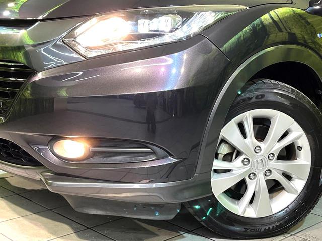 ヴェゼル ハイブリッドX 4WD 純正ナビ バックカメラ 衝突軽減 シートヒーター クルコン フルセグ ドラレコ Bluetooth LEDヘッド フロントフォグ オートライト オートエアコン スマートキー 電動格納ミラー(12枚目)