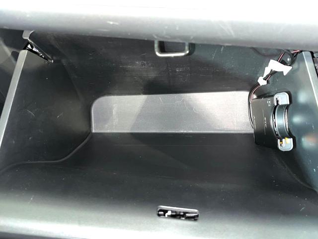 ヴェゼル ハイブリッドX 4WD 純正ナビ バックカメラ 衝突軽減 シートヒーター クルコン フルセグ ドラレコ Bluetooth LEDヘッド フロントフォグ オートライト オートエアコン スマートキー 電動格納ミラー(49枚目)