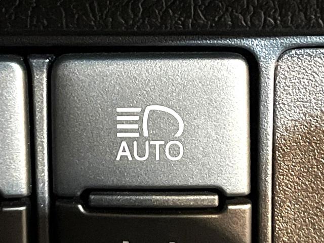 カローラフィールダー １．５Ｇ　ダブルバイビー　純正ナビ　バックカメラ　衝突軽減　ハーフレザーシート　Ｂｌｕｅｔｏｏｔｈ　ＬＥＤヘッド＆フォグ　オートハイビーム　オートライト　オートエアコン　スマートキー　プッシュスタート　ＯＰ１６インチＡＷ（36枚目）