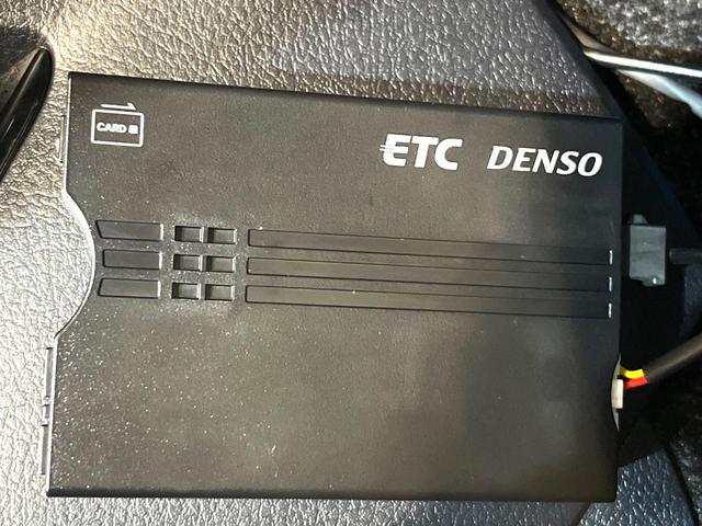 カローラフィールダー １．５Ｇ　ダブルバイビー　純正ナビ　バックカメラ　衝突軽減　ハーフレザーシート　Ｂｌｕｅｔｏｏｔｈ　ＬＥＤヘッド＆フォグ　オートハイビーム　オートライト　オートエアコン　スマートキー　プッシュスタート　ＯＰ１６インチＡＷ（49枚目）