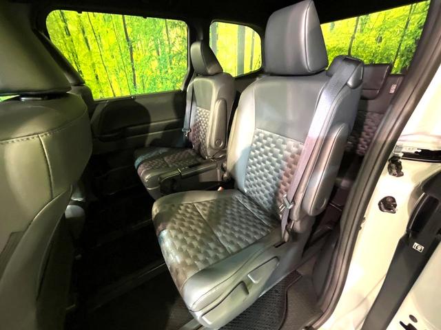 ヴォクシー S-Z 衝突軽減 ナビ機能付純正ディスプレイオーディオ 両側電動スライド ETC ドラレコ バックカメラ シートヒーター LEDヘッド Bluetooth接続 スマートキー 盗難防止装置 ダブルオートエアコン(49枚目)