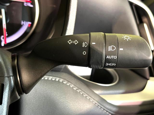 ノア S-Z モデリスタ 三眼LEDヘッドライト トヨタセーフティセンス 禁煙車 両側電動スライドドア 10.5型ディスプレイオーディオ バックカメラ ETC Bluetooth再生 ドライブレコーダー(33枚目)