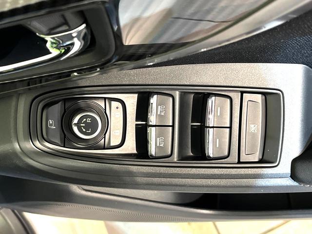 インプレッサスポーツ 2.0i-Lアイサイト 4WD 衝突軽減 メーカー純正ナビ バックカメラ LEDヘッド ETC Bluetooth接続 フルセグ デュアルオートエアコン スマートキー 盗難防止装置 アイドリングストップ 横滑り防止装置(31枚目)