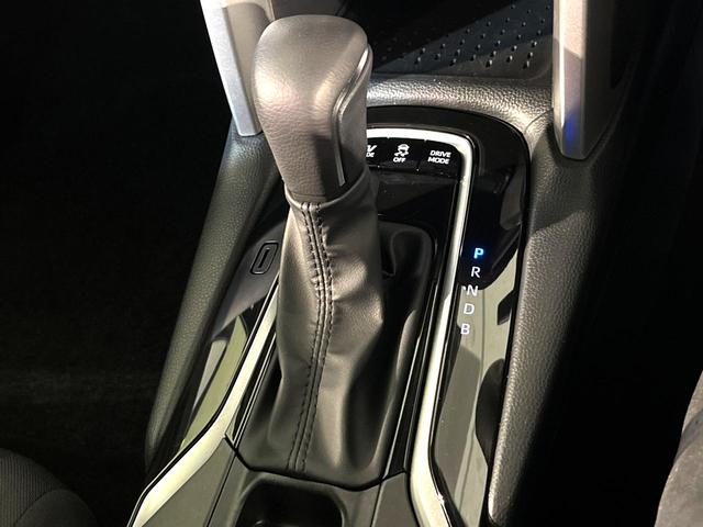 カローラクロス ハイブリッド G 4WD 寒冷地仕様 10.5型純正ディスプレイオーディオ ナビキット ステアリングヒーター LEDヘッド Bluetooth接続 ETC ドラレコ オートエアコン スマートキー 横滑り防止装置(23枚目)