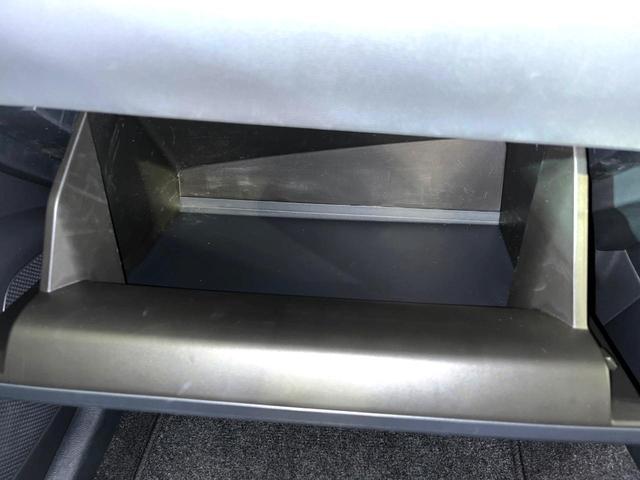 カローラクロス ハイブリッド G 4WD 寒冷地仕様 10.5型純正ディスプレイオーディオ ナビキット ステアリングヒーター LEDヘッド Bluetooth接続 ETC ドラレコ オートエアコン スマートキー 横滑り防止装置(24枚目)