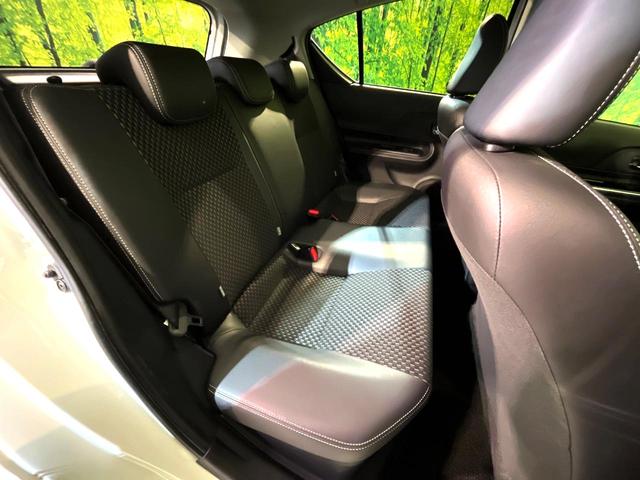 アクア X-アーバン 衝突軽減 純正9型ナビ LEDヘッド バックカメラ Bluetooth接続 フルセグ CD/DVD再生 オートエアコン オートライト スマートキー 盗難防止装置 横滑り防止装置 電動格納ミラー(9枚目)