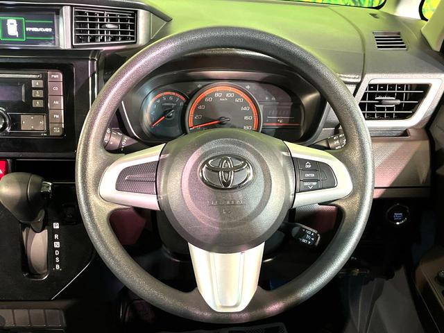 ステアリングも使用感が少なく、きれいな状態となっております♪