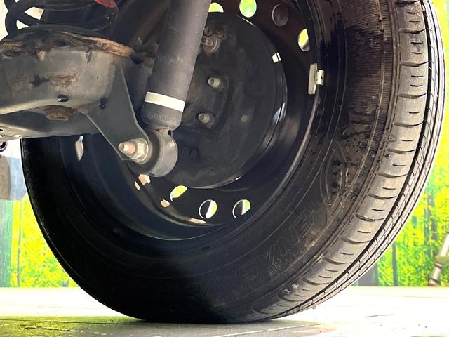 お車を安心してお乗りいただく為には、足回りの定期点検が欠かせません。サービスサポート（有償保証）では無料点検もご提供しており、安心のカーライフをお過ごしいただけるサポート体制が整っています。