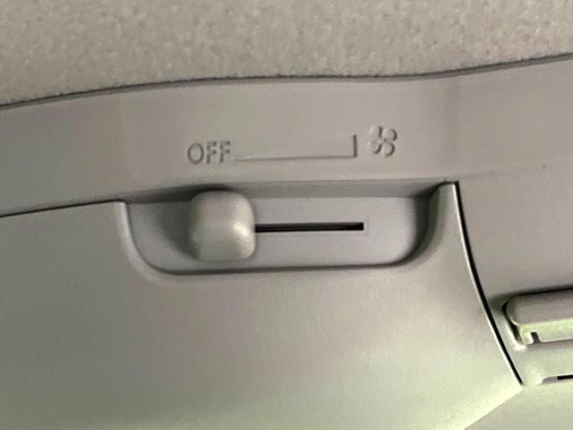 スペーシアギア ハイブリッドXZ 届出済未使用車 純正9型ナビ 両側電動スライド シートヒーター Bluetooth接続 フルセグ CD/DVD再生 LEDヘッド オートエアコン スマートキー 盗難防止装置 アイドリングストップ(36枚目)