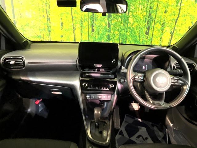 ヤリスクロス Ｚ　純正８型ナビ　禁煙車　衝突軽減　全周囲カメラ　フルセグ　Ｂｌｕｅｔｏｏｔｈ接続　ＬＥＤヘッド　シートヒーター　パワーシート　ステアリングヒーター　スマートキー（2枚目）