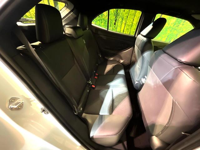 ヤリスクロス Ｚ　純正８型ナビ　禁煙車　衝突軽減　全周囲カメラ　フルセグ　Ｂｌｕｅｔｏｏｔｈ接続　ＬＥＤヘッド　シートヒーター　パワーシート　ステアリングヒーター　スマートキー（9枚目）