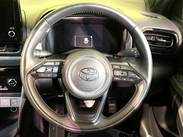 ヤリスクロス Ｚ　純正８型ナビ　禁煙車　衝突軽減　全周囲カメラ　フルセグ　Ｂｌｕｅｔｏｏｔｈ接続　ＬＥＤヘッド　シートヒーター　パワーシート　ステアリングヒーター　スマートキー（11枚目）