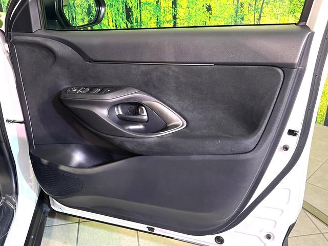 ヤリスクロス Ｚ　純正８型ナビ　禁煙車　衝突軽減　全周囲カメラ　フルセグ　Ｂｌｕｅｔｏｏｔｈ接続　ＬＥＤヘッド　シートヒーター　パワーシート　ステアリングヒーター　スマートキー（25枚目）