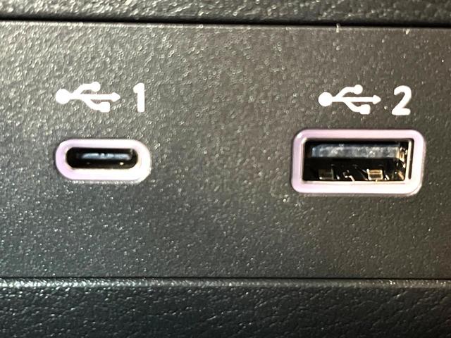 セレナ e-パワー ハイウェイスターV 登録済未使用車 プロパイロット 純正12.3型ナビ 全周囲カメラ 両側電動スライド LEDヘッド Bluetooth接続 フルセグ HDMI USB入力端子 ダブルオートエアコン 置き型充電(33枚目)