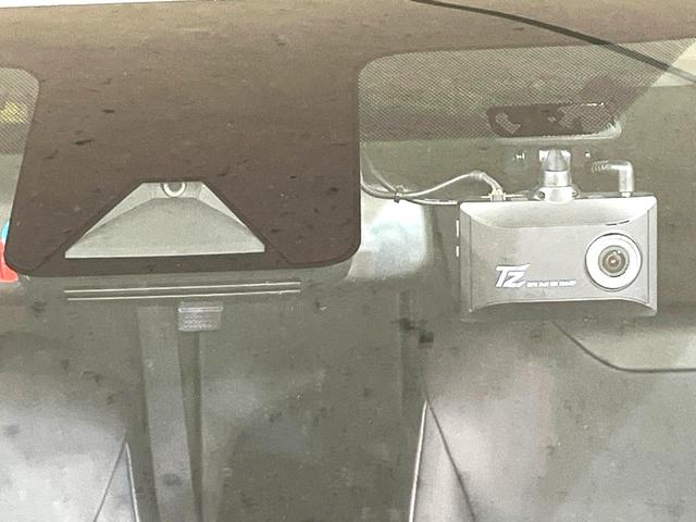 アクア Ｚ　４ＷＤ　モデリスタエアロ　寒冷地仕様　ナビ機能付純正１０５型ディスプレイオーディオ　ステアリングヒーター　シートヒーター　Ｂｌｕｅｔｏｏｔｈ接続　ＥＴＣ　ドラレコ　ＬＥＤヘッド　スマートキー　盗難防止（3枚目）